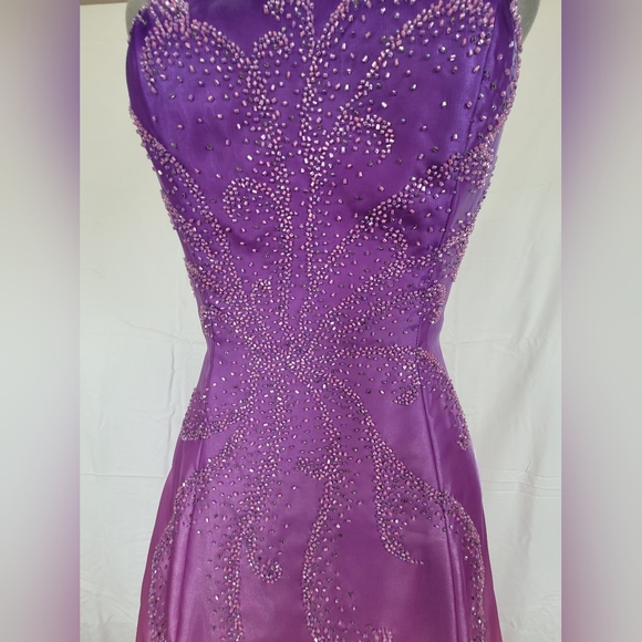 Alfred Angelo full length grad gown - Picture 10 of 12